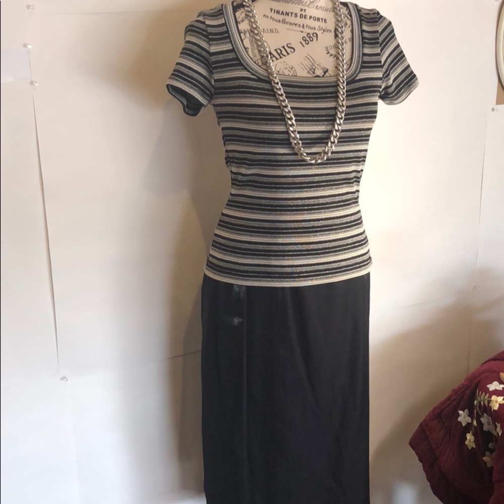 BCBG Paris top black & gray silver glitter nice👀